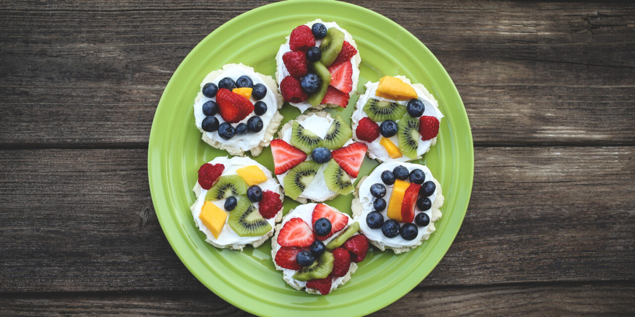 Fruit Pizza Cookies: An Easy Recipe to Make with Kids