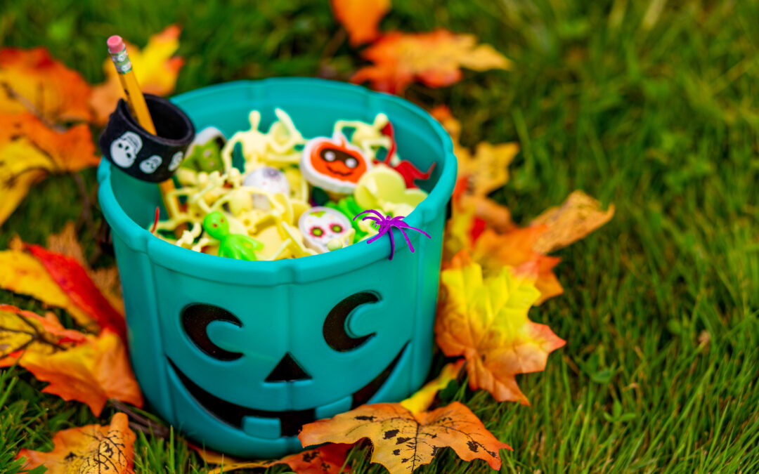 Non-Candy Treats for Halloween: Fun Alternatives to Sugar Overload