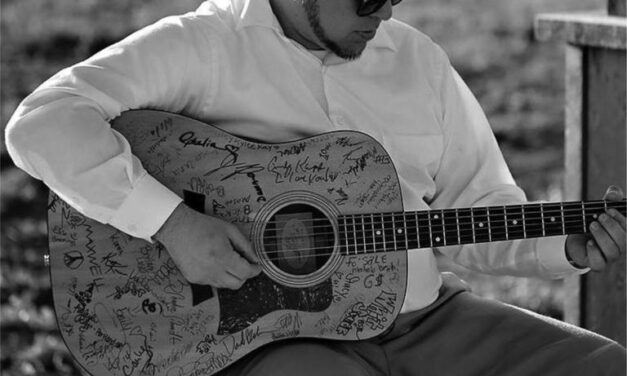 Billy Lurken at the Old Courthouse Museum Winter Concert Series