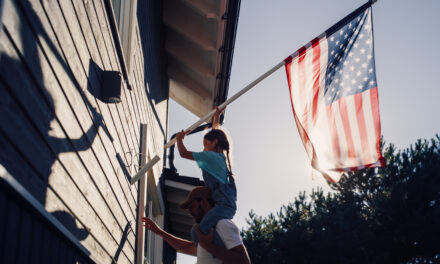 Teaching Your Kids Why We Celebrate the 4th of July