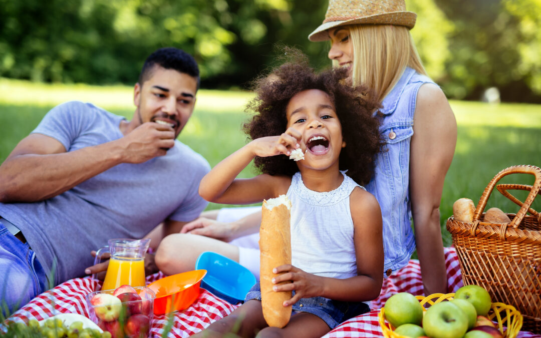 Easy Picnic Foods for Family Adventures