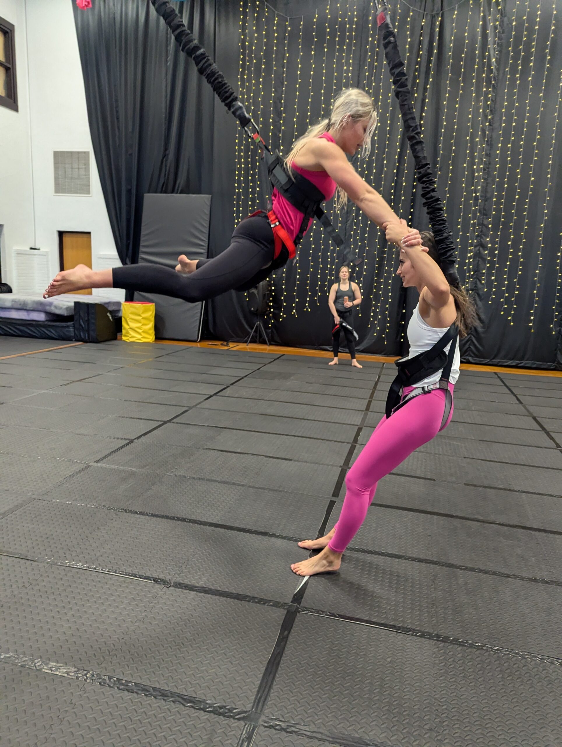 Beginner Bungee Fitness (16+)